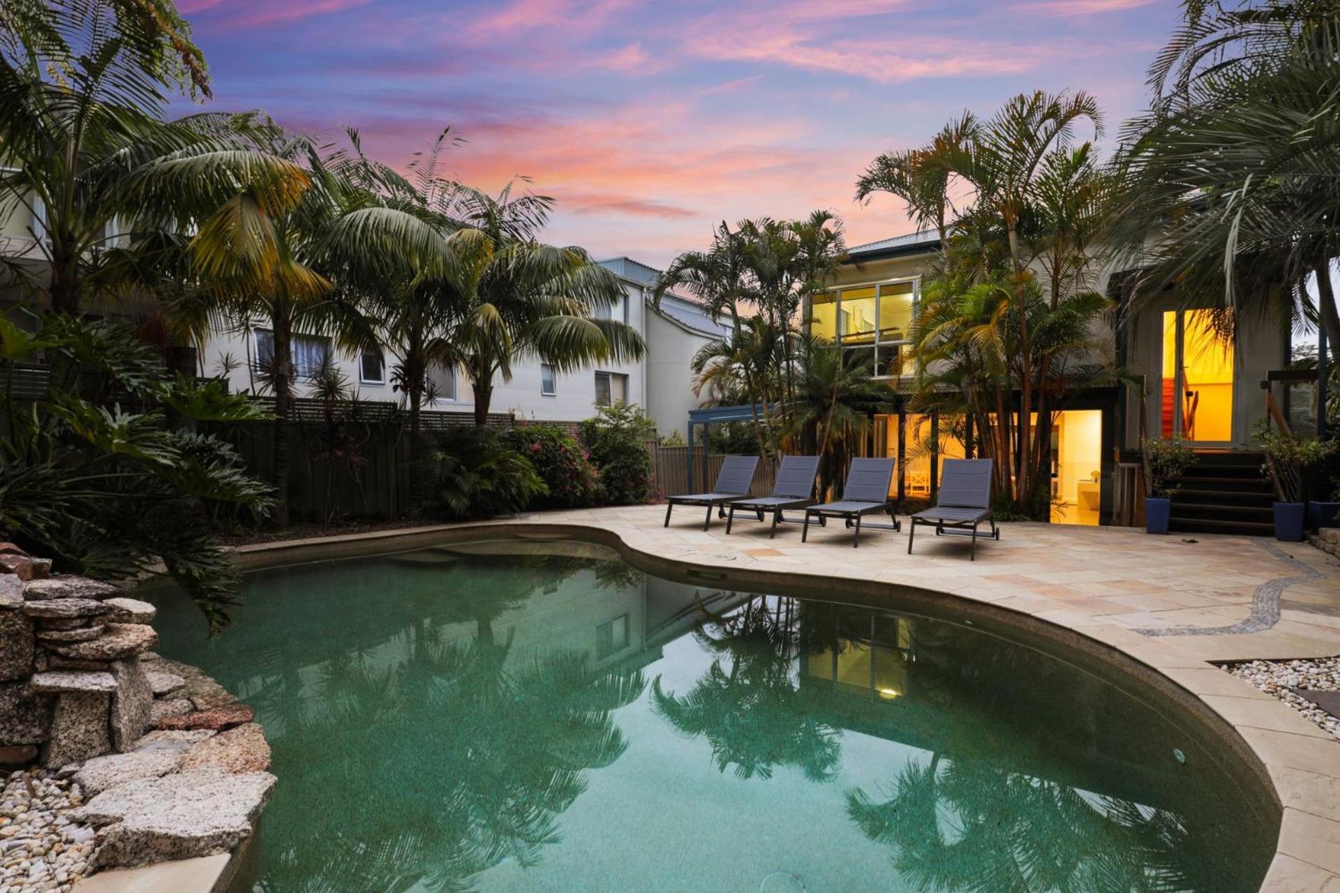 Street Oasis At Nelson Bay Apartment Exterior photo