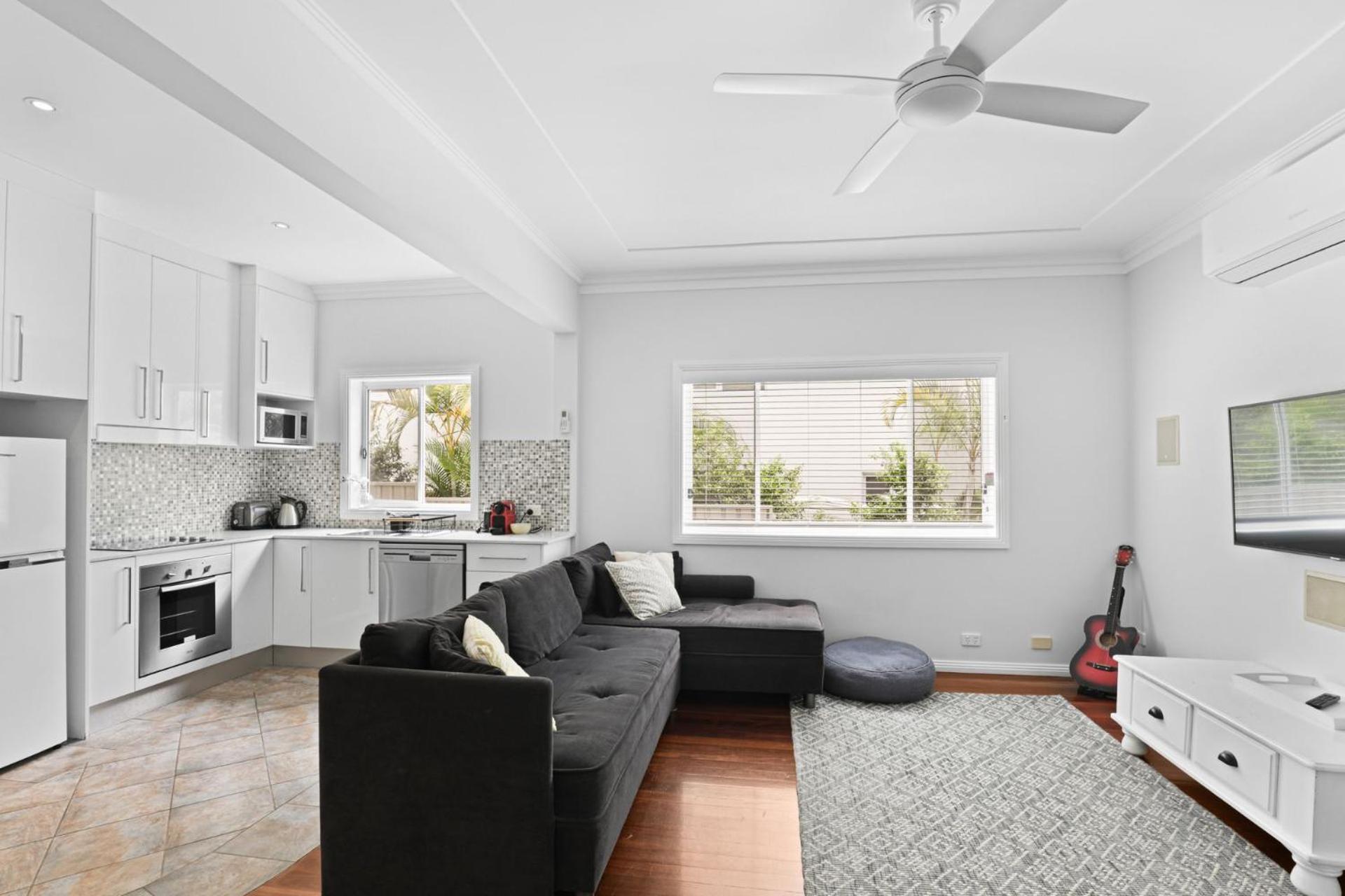 Street Oasis At Nelson Bay Apartment Exterior photo